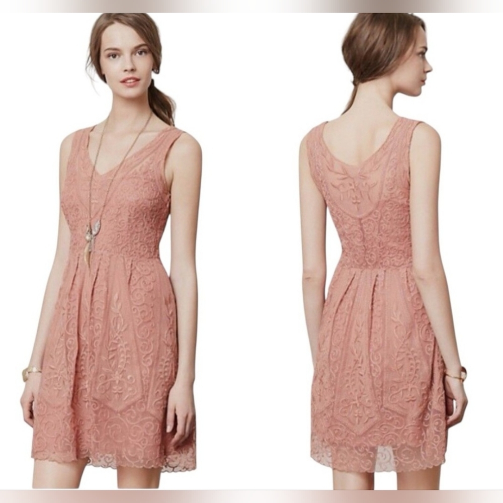💛 46. Yoana Baraschi Size 4 Lace Dress